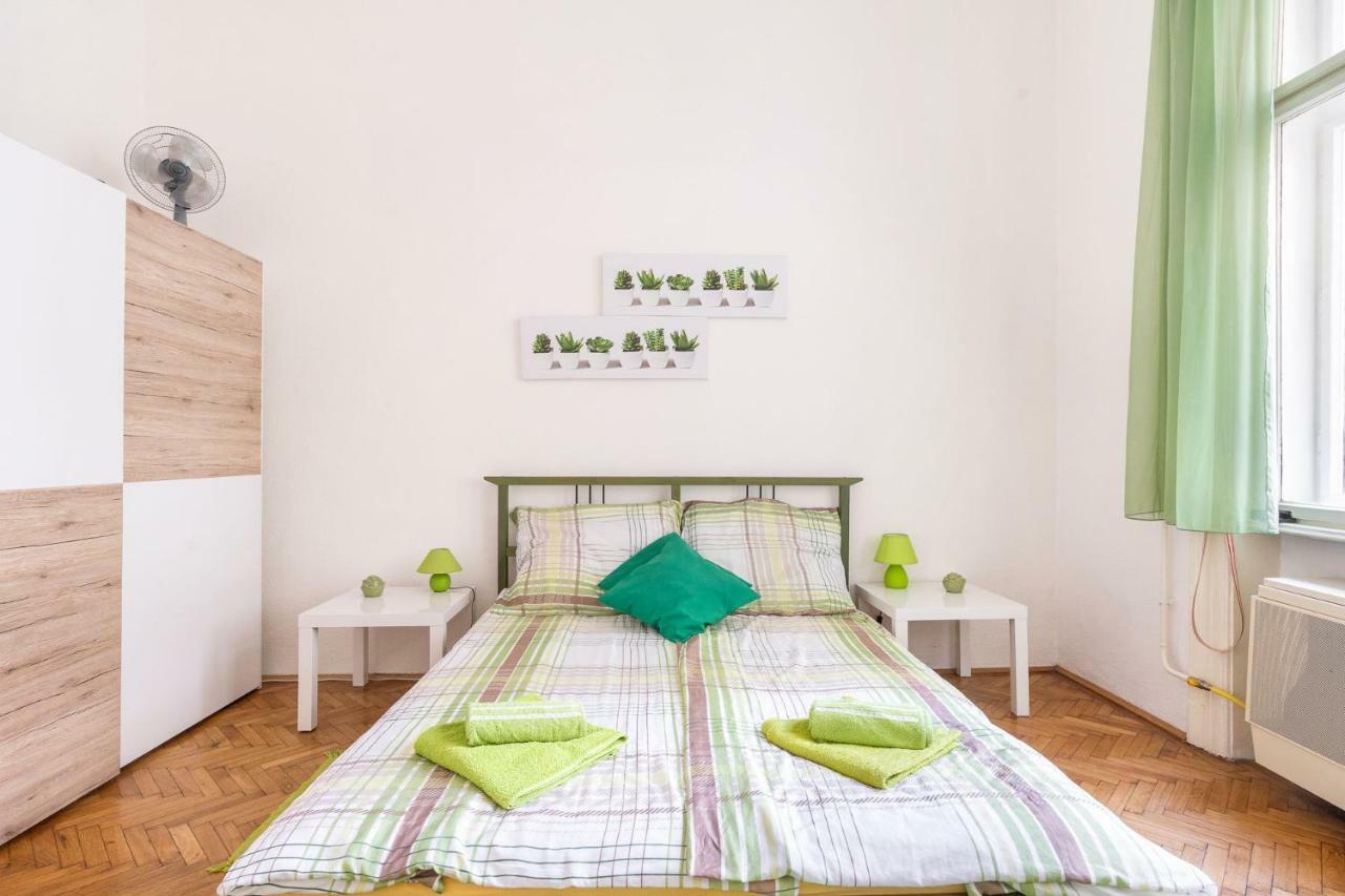 Izabella Home Budapest Exterior foto
