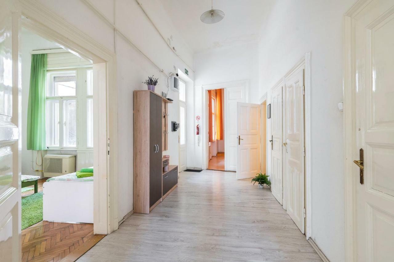 Izabella Home Budapest Exterior foto